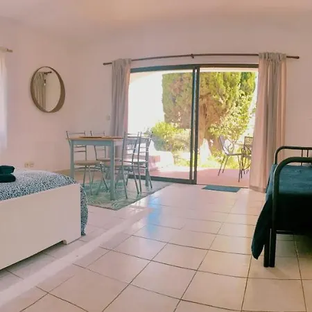 Casa Elisa Sao Rafael * Albufeira